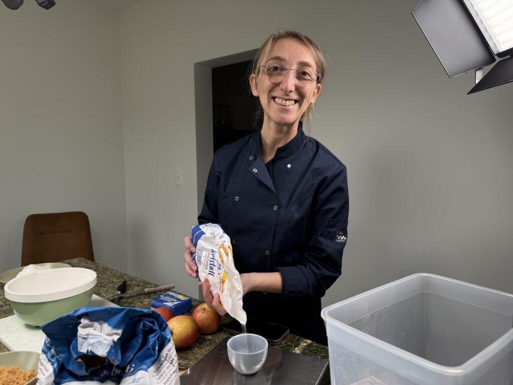 why Lo' Cook 'n Cake